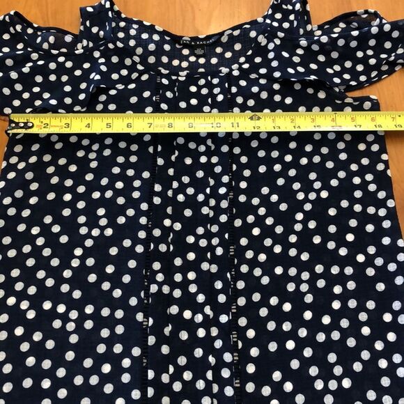 Zac & Rachel Polka Dot Tank with Decorative Off the shoulder Sleeve - Picture 6 of 11